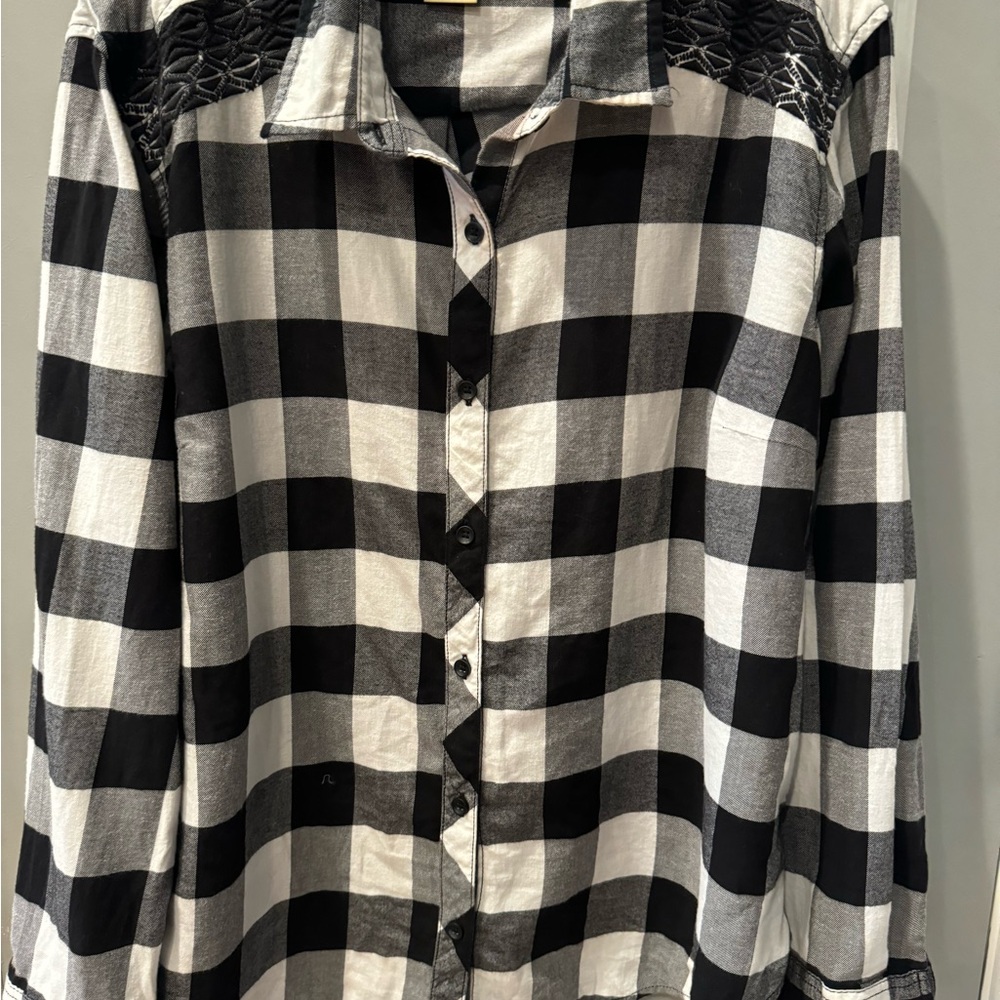 Faded Glory Buffalo Plaid Shirt with Embroidered Shoulders. Size XXL